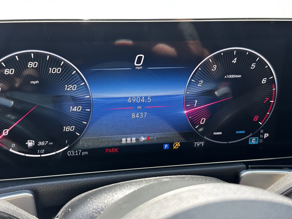 Used 2025 Mercedes-Benz GLB 250 image 31