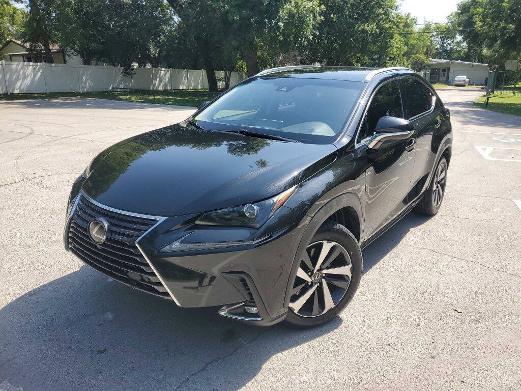 Used 2018 Lexus NX 300 FWD w/ Premium Package image 2