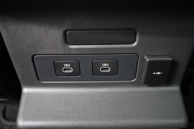 Used 2024 Land Rover Range Rover Velar Dynamic SE image 71