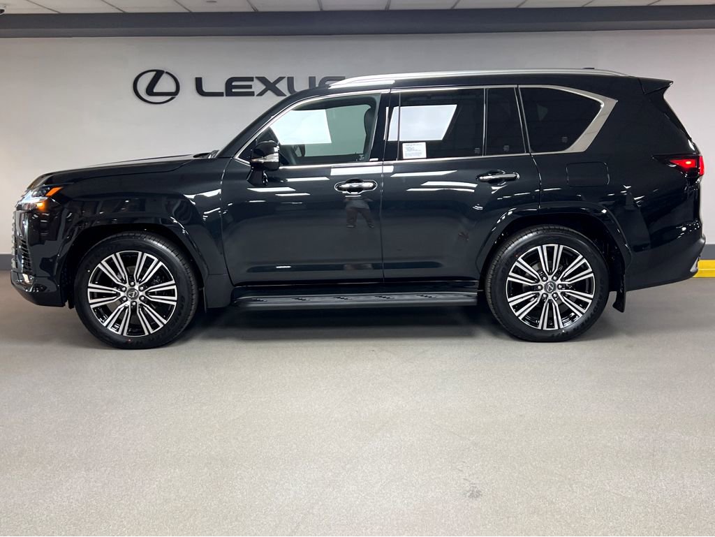 New 2026 Lexus LX 700h Luxury image 4