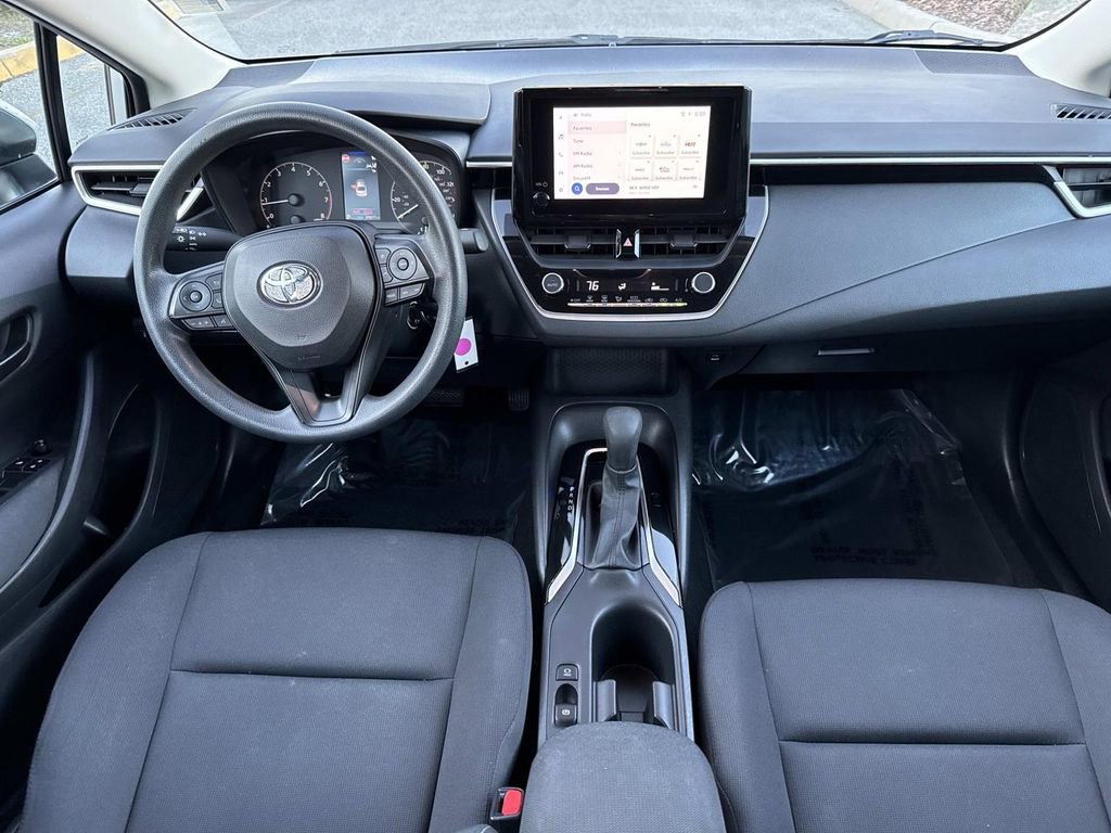 Used 2023 Toyota Corolla LE image 20