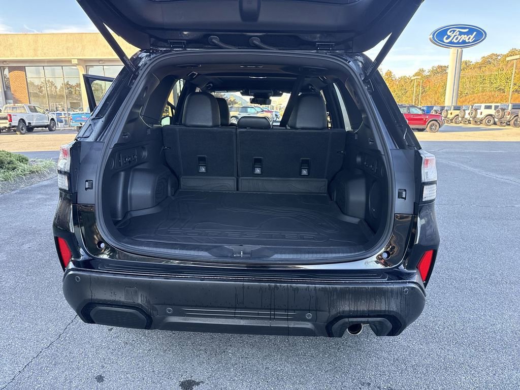 Used 2025 Subaru Forester Touring w/ Popular Package - Touring image 36