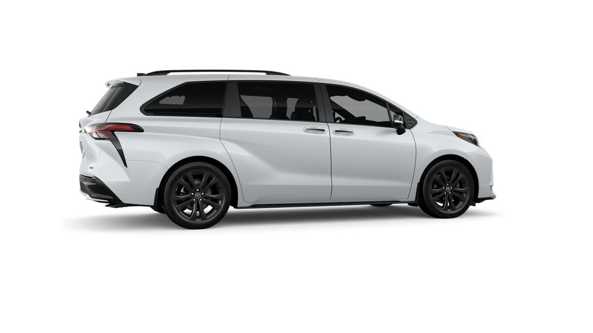 New 2026 Toyota Sienna XSE image 11