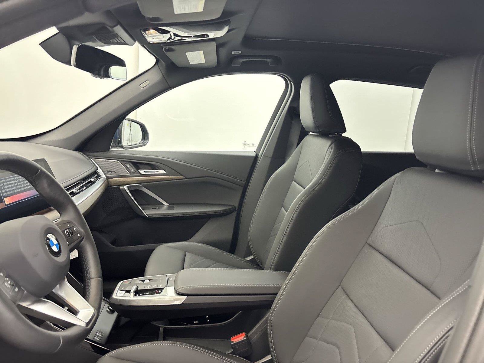 New 2027 BMW X1 xDrive28i AWD/4WD image 24