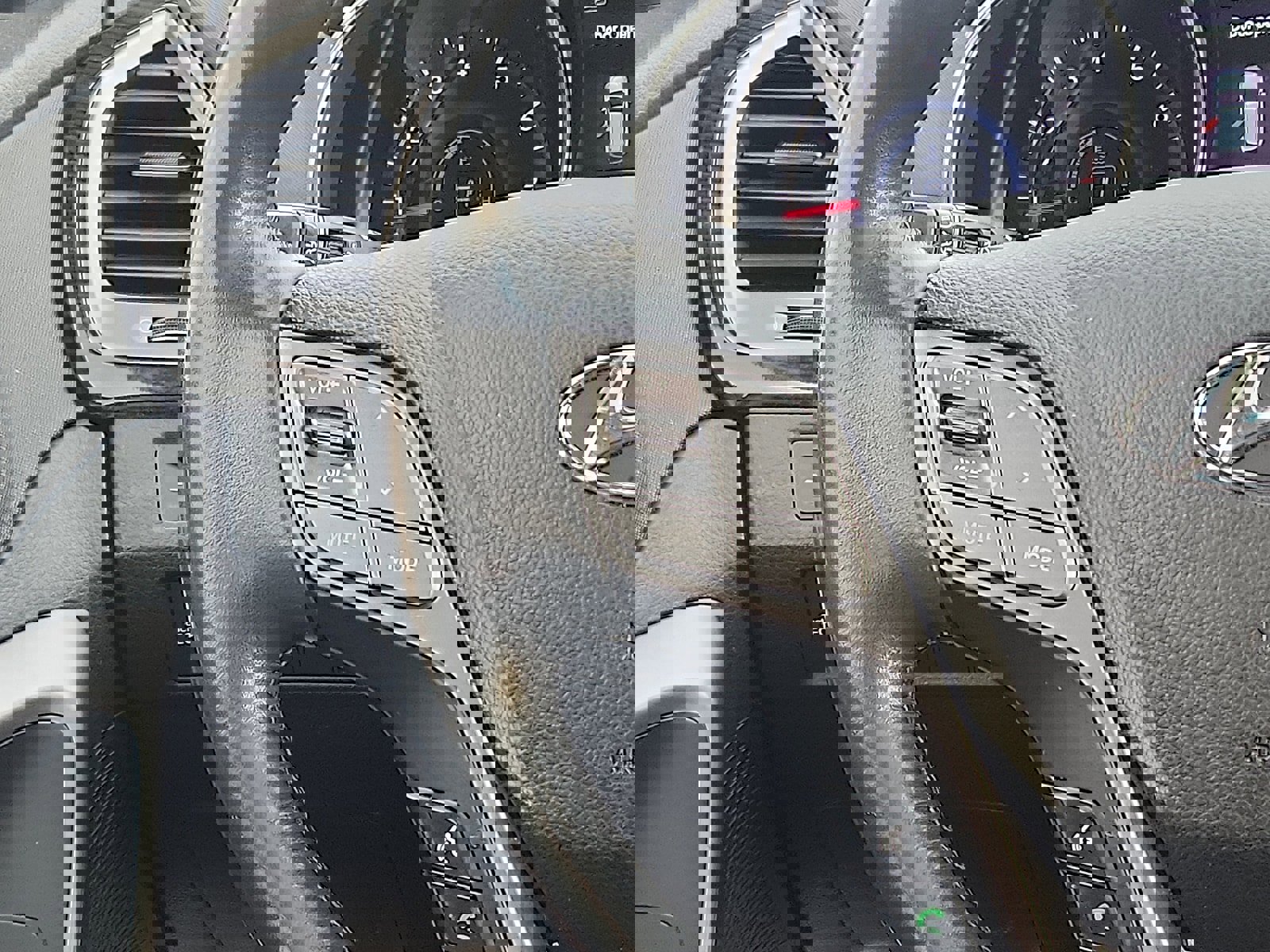 Used 2016 Hyundai Santa Fe Sport 2.0T w/ Option Group 05 image 15