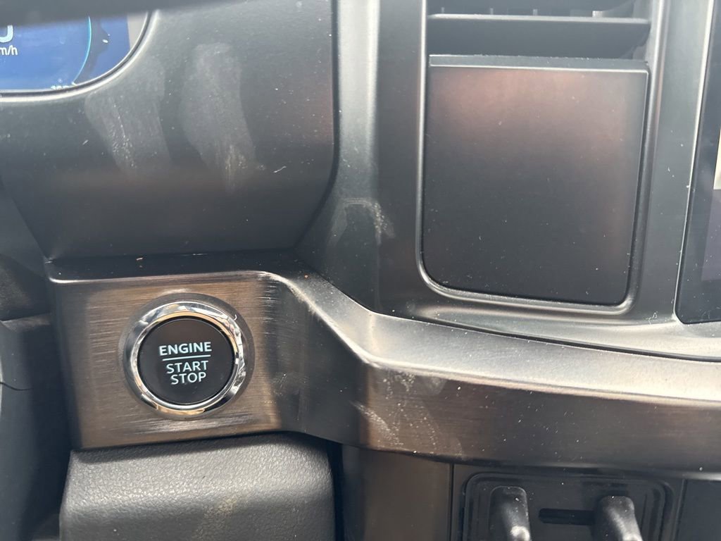 Certified 2023 Ford F450 Lariat w/ FX4 Off-Road Package image 21