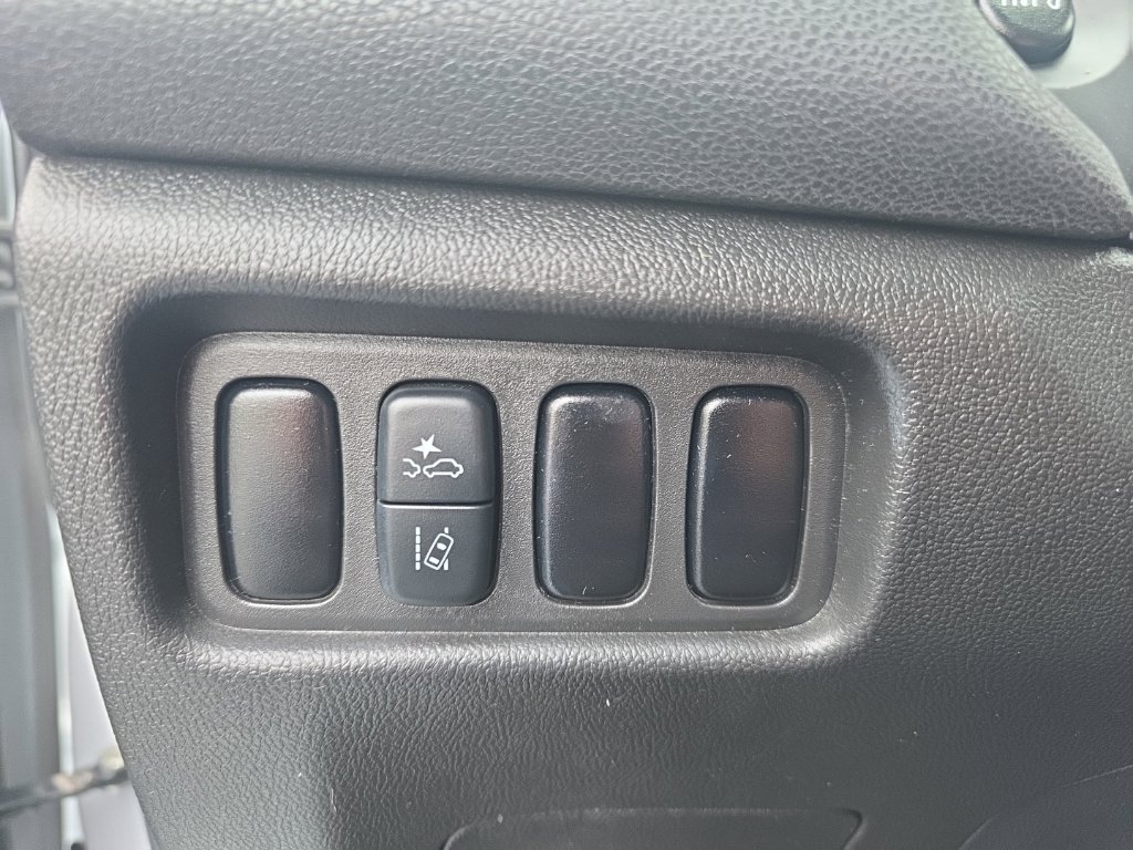 Used 2022 Mitsubishi Outlander Sport ES AWD/4WD image 15