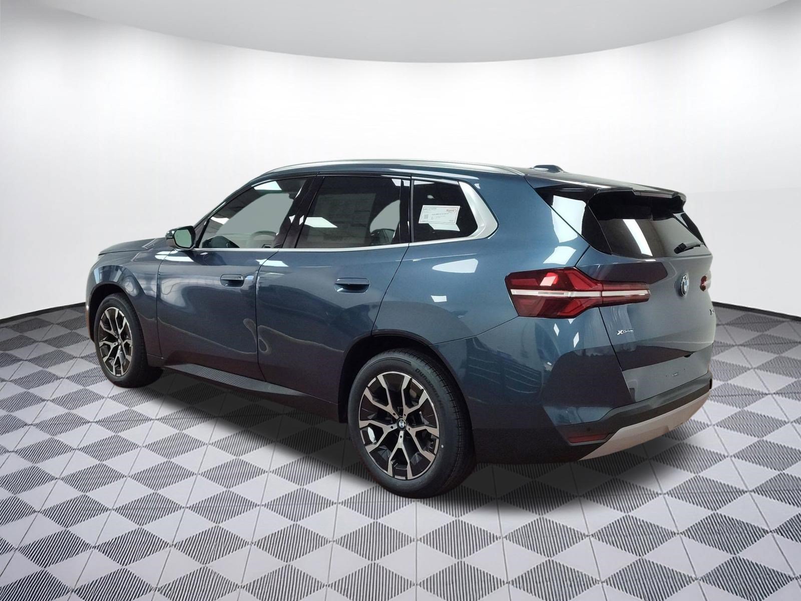 Used 2026 BMW X1 xDrive28i w/ Convenience Package image 3