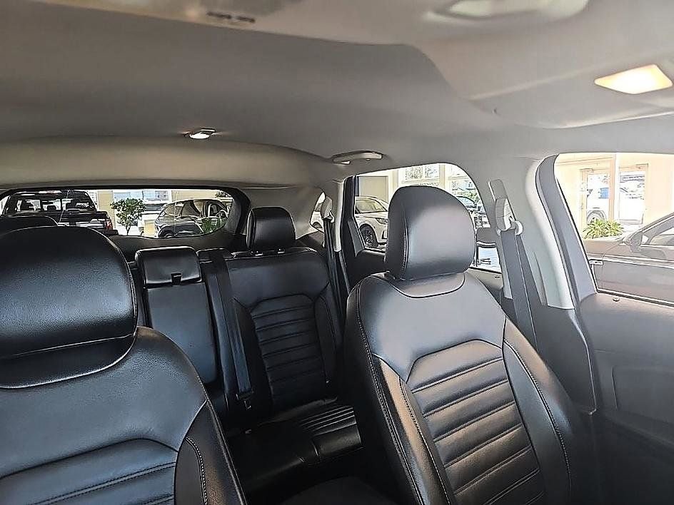 Used 2017 Ford Edge SEL w/ Equipment Group 201A AWD/4WD image 37