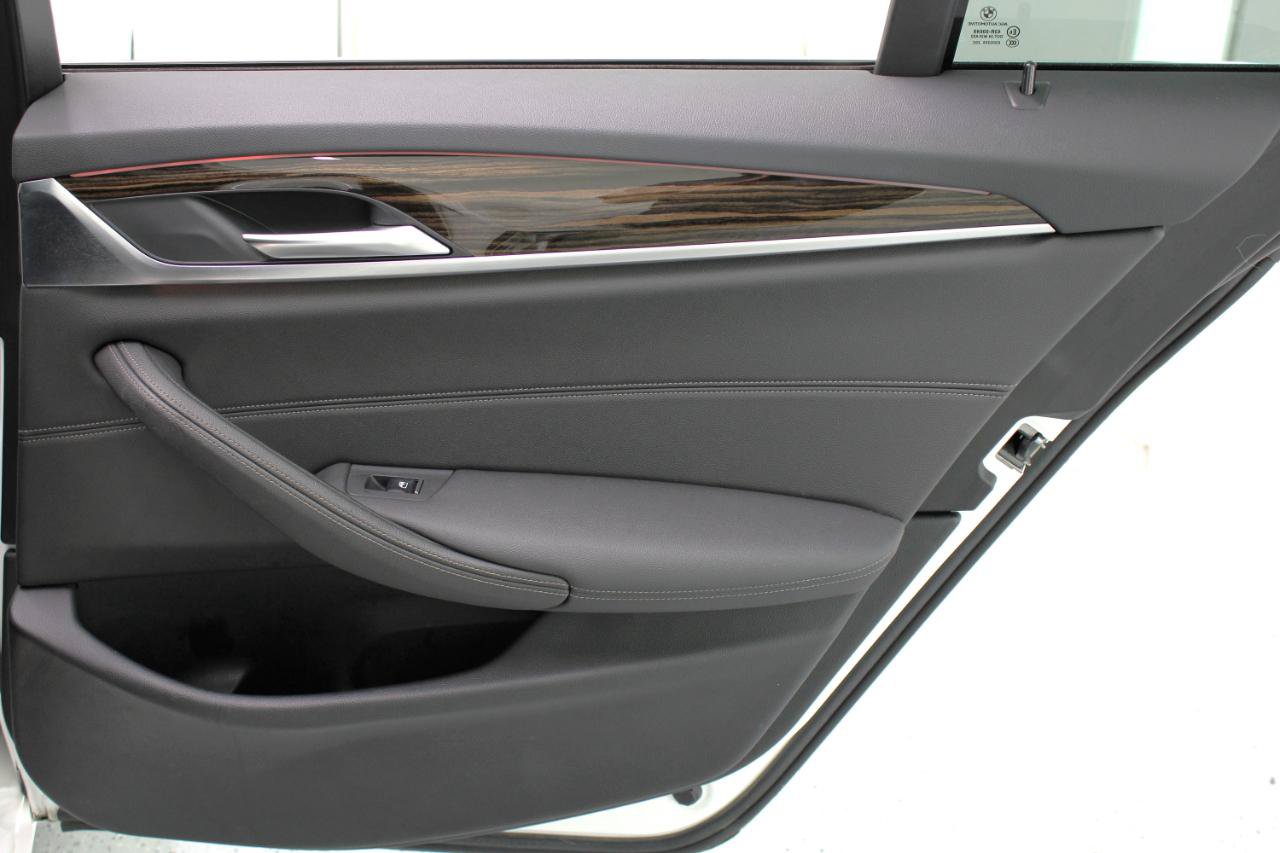 Used 2021 BMW 530i w/ Convenience Package RWD image 45