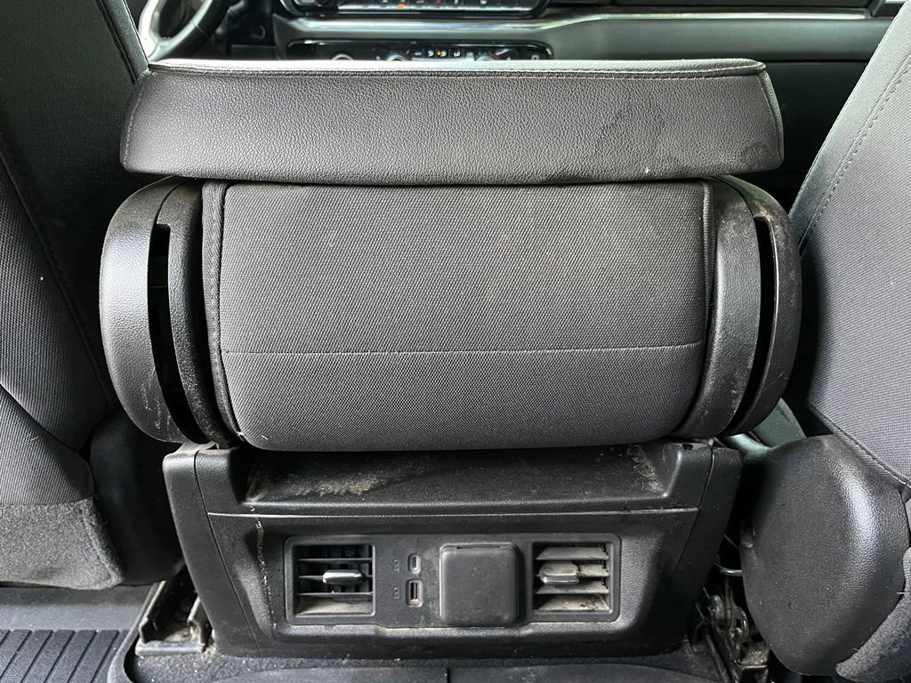 Used 2024 Chevrolet Silverado 1500 LT AWD/4WD image 27