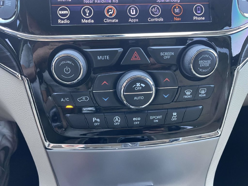 Used 2019 Jeep Grand Cherokee Limited AWD/4WD image 29