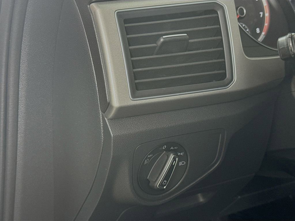 Used 2019 Volkswagen Atlas SE w/ Towing Package FWD image 11