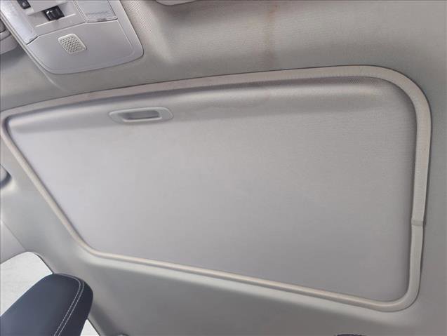 Used 2018 Toyota RAV4 XLE image 15