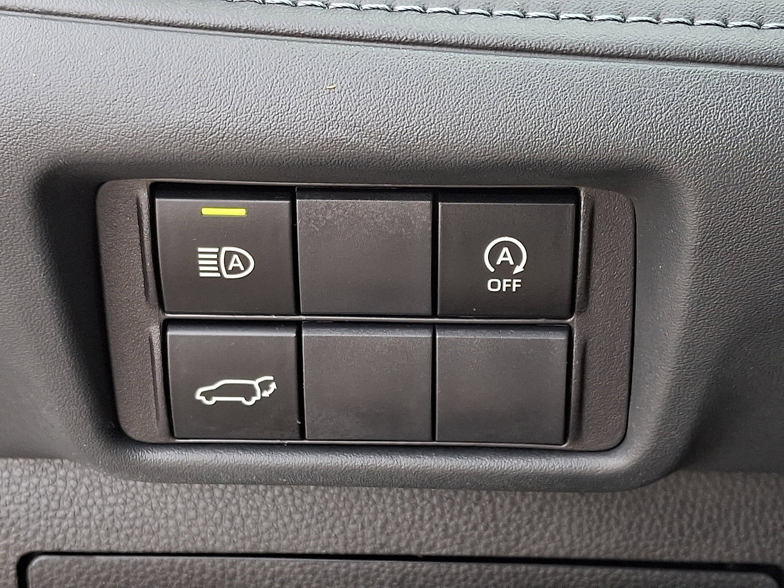 Used 2023 Toyota Highlander XLE image 26