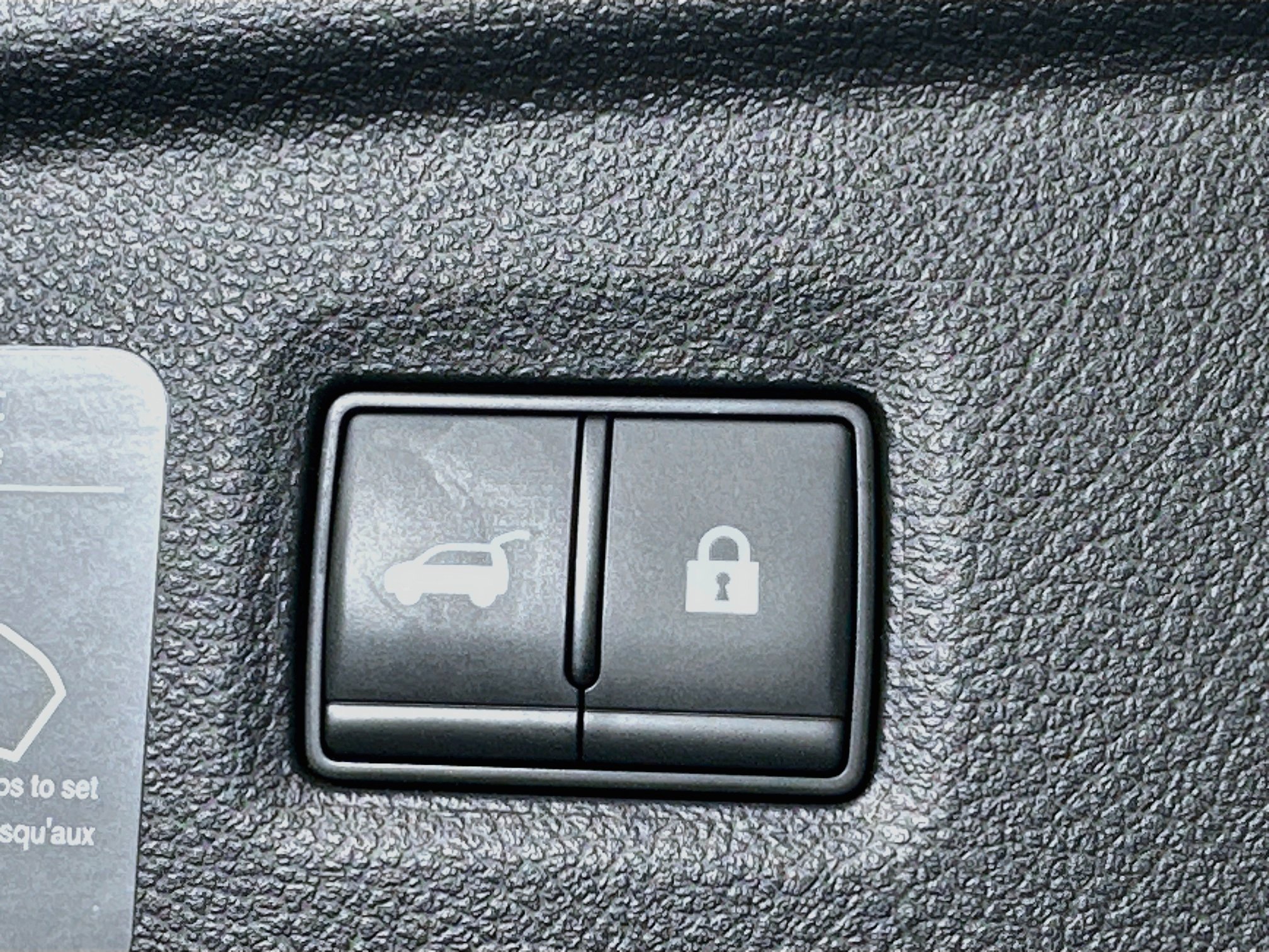 Used 2023 INFINITI QX50 Luxe FWD image 30