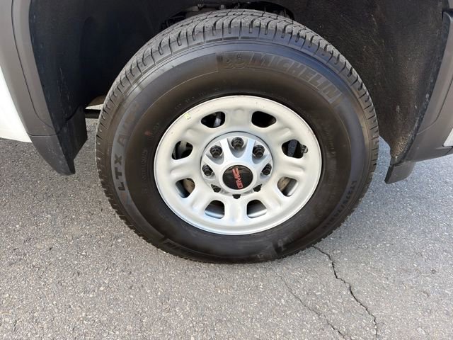 Used 2024 GMC Sierra 3500 Pro w/ Convenience Package image 27