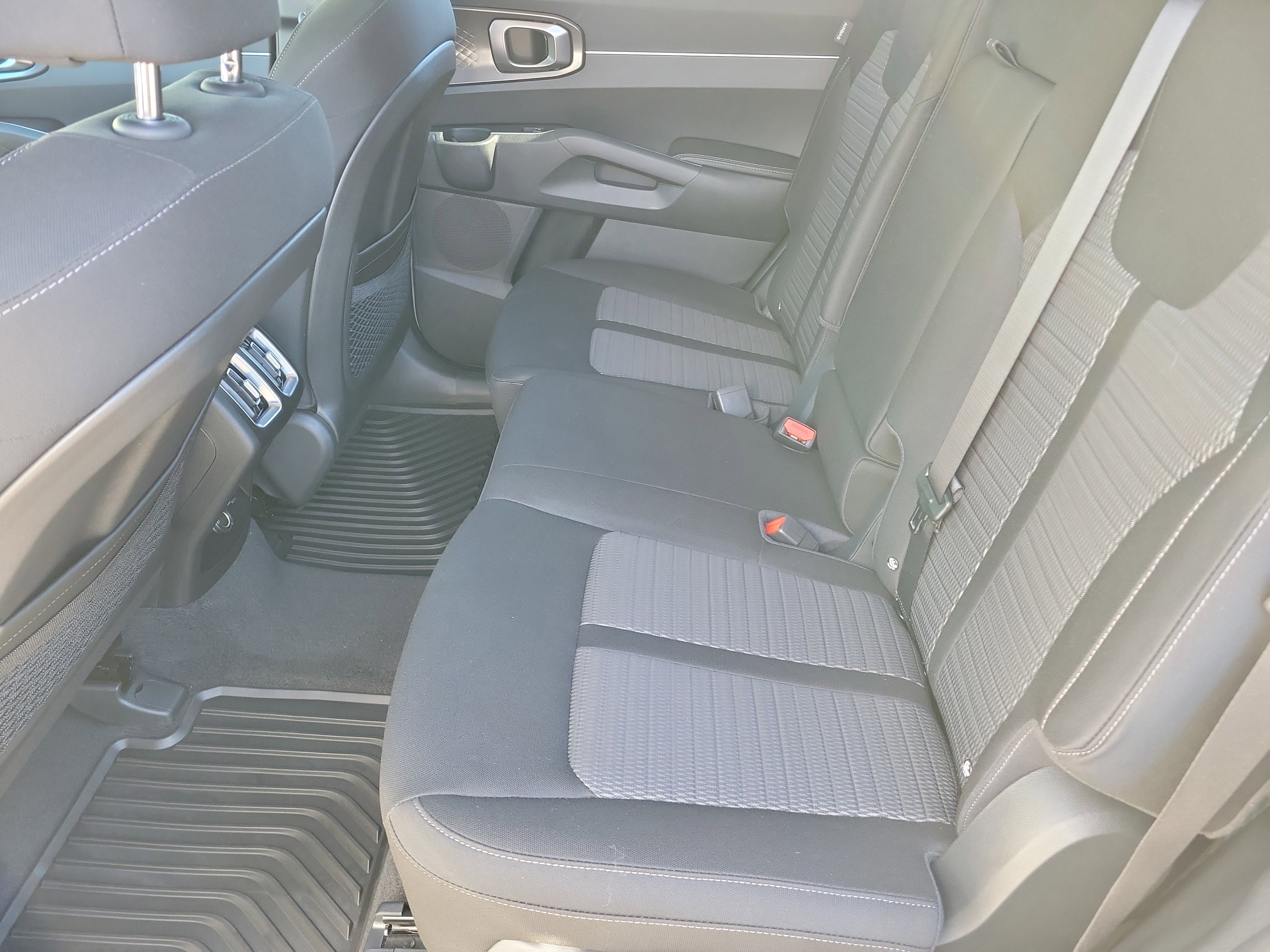 New 2026 Kia Sorento LX image 6