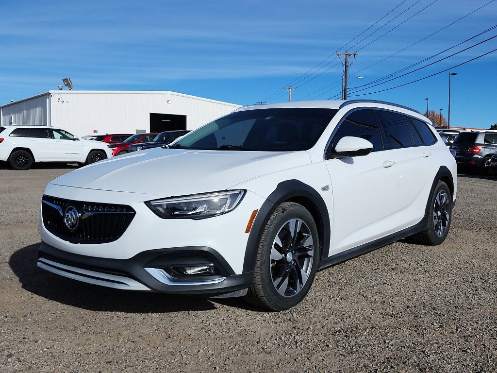 Used 2019 Buick Regal Essence w/ Driver Confidence Package I
