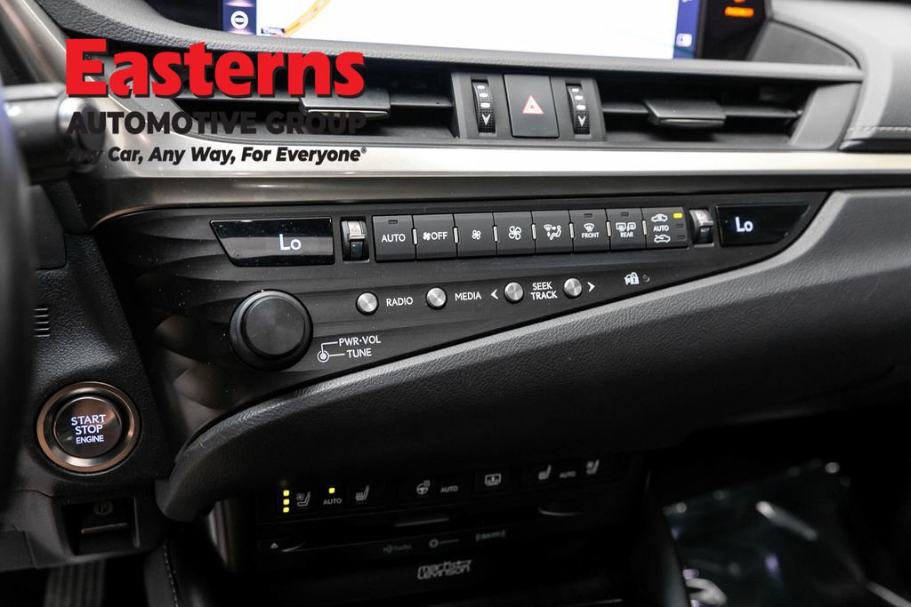 Used 2019 Lexus ES 350 Ultra Luxury w/ Accessory Package FWD image 20