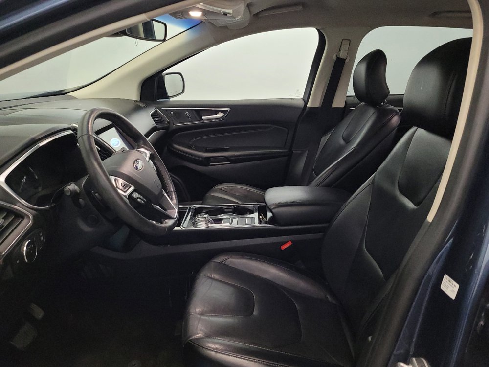 Used 2019 Ford Edge Titanium AWD/4WD image 17