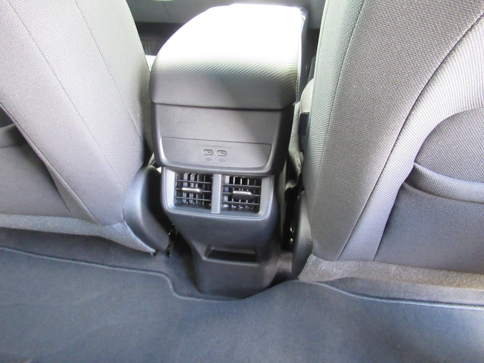 Used 2026 Chevrolet Equinox LT FWD image 30