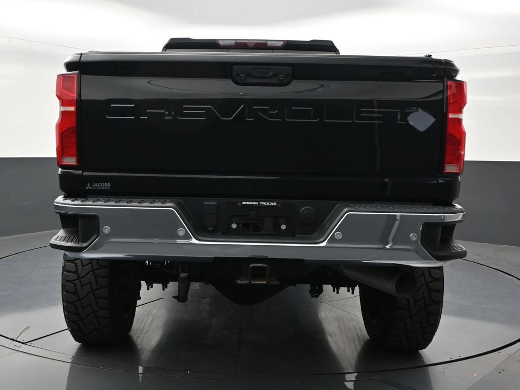 Used 2024 Chevrolet Silverado 2500 LTZ w/ LTZ Plus Package AWD/4WD image 4