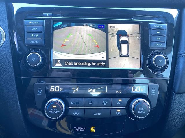 Used 2020 Nissan Rogue SL w/ Premium Package image 24