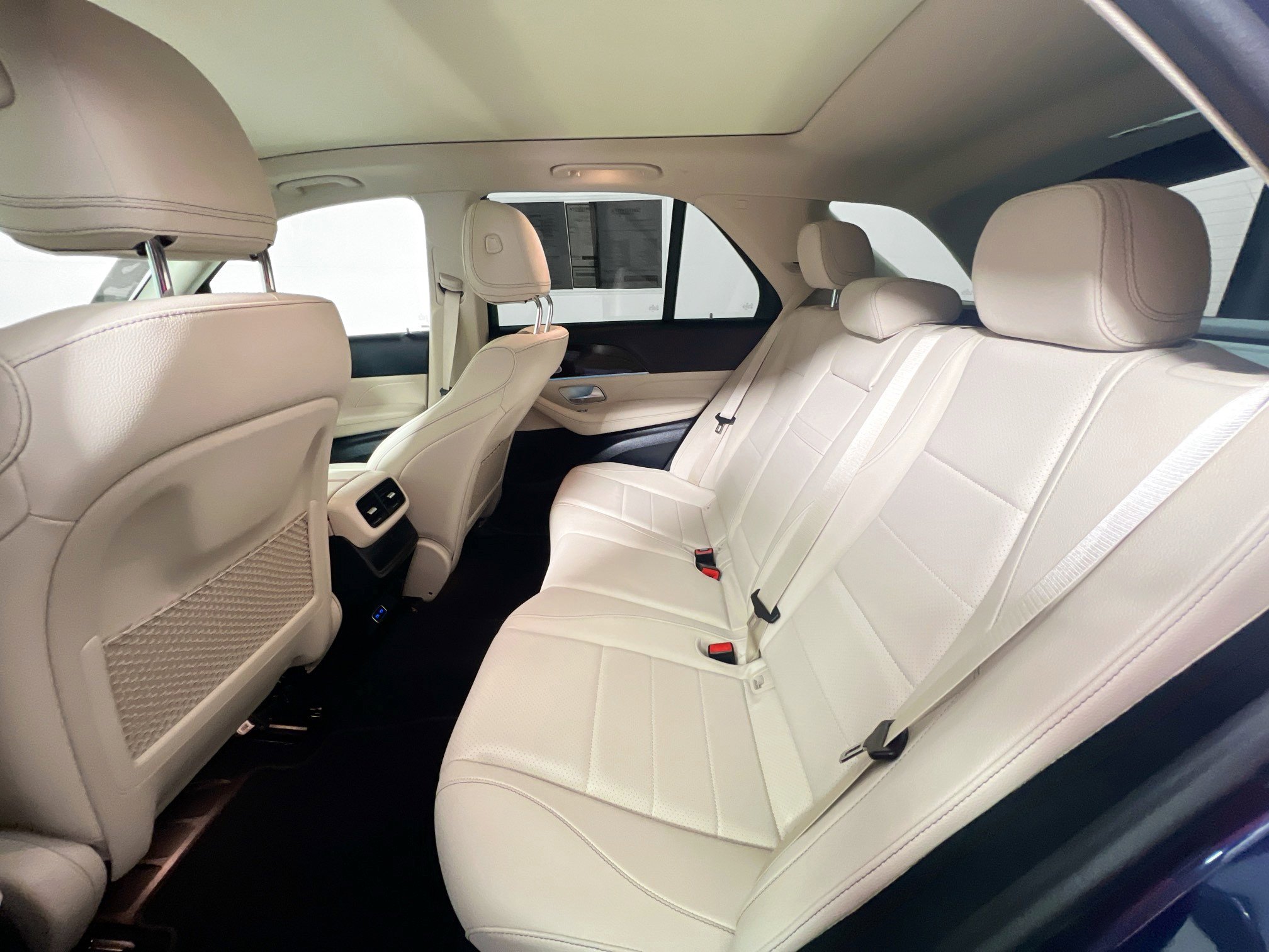 Used 2025 Mercedes-Benz GLE 450e GLE 450e image 29