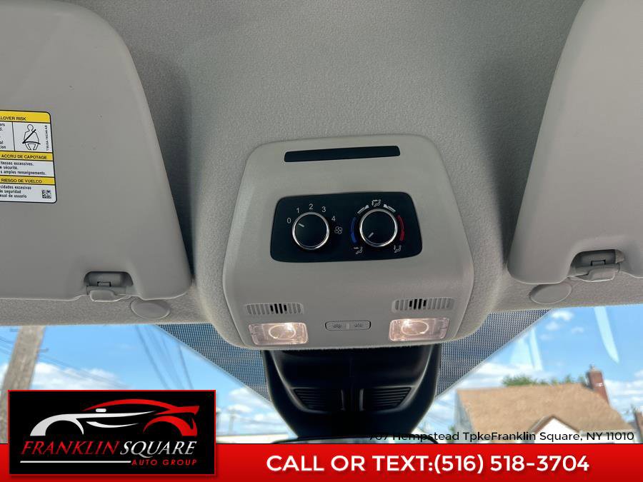 Used 2022 Ford Transit 350 XLT image 43