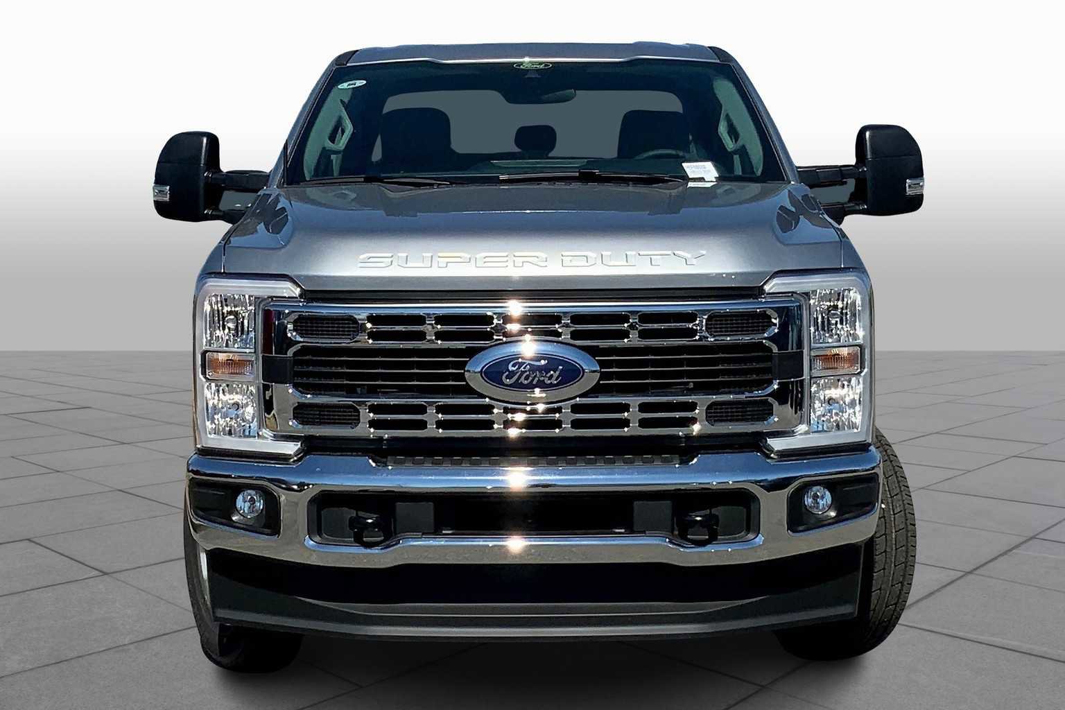 Certified 2024 Ford F250 XLT image 3