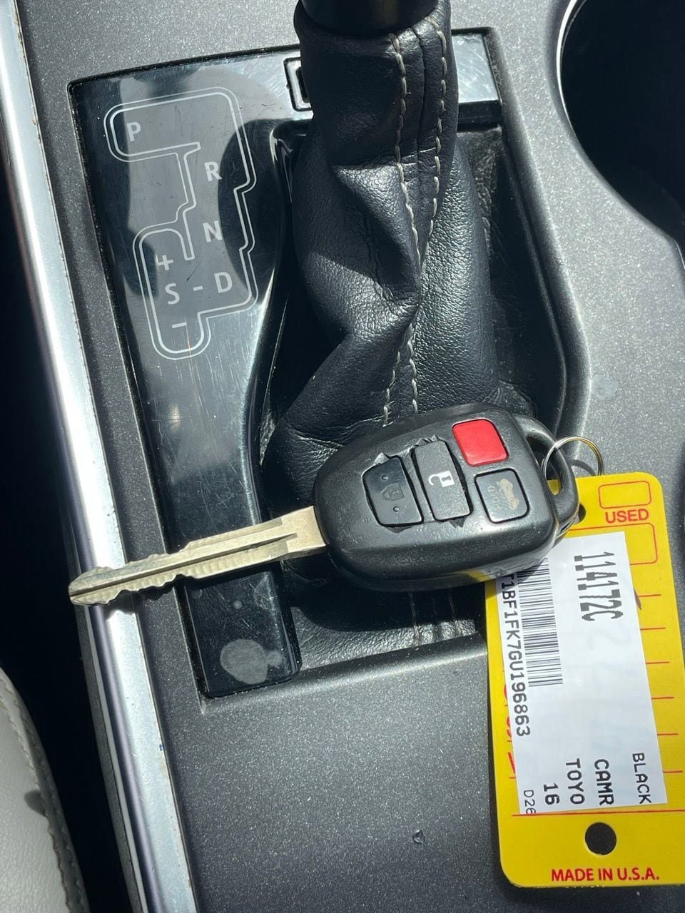 Used 2016 Toyota Camry SE FWD image 12