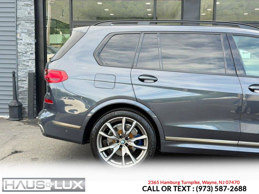 Used 2020 BMW X7 M50i w/ Dynamic Handling Package AWD/4WD image 20