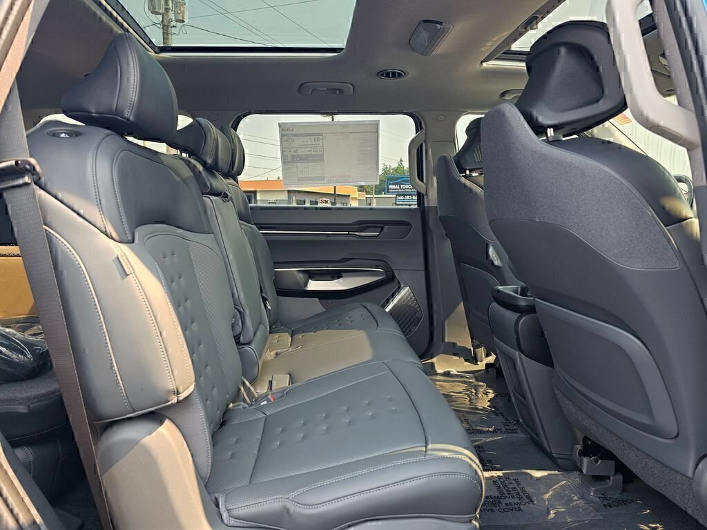 New 2026 Kia EV9 Wind AWD/4WD image 12