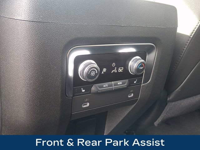 Used 2024 GMC Yukon AT4 w/ AT4 Premium Plus Package AWD/4WD image 24