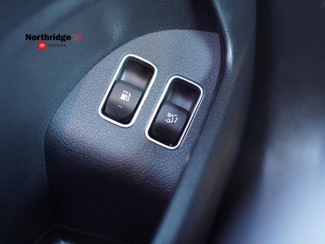Used 2025 Mercedes-Benz GLE 450e 4MATIC image 43