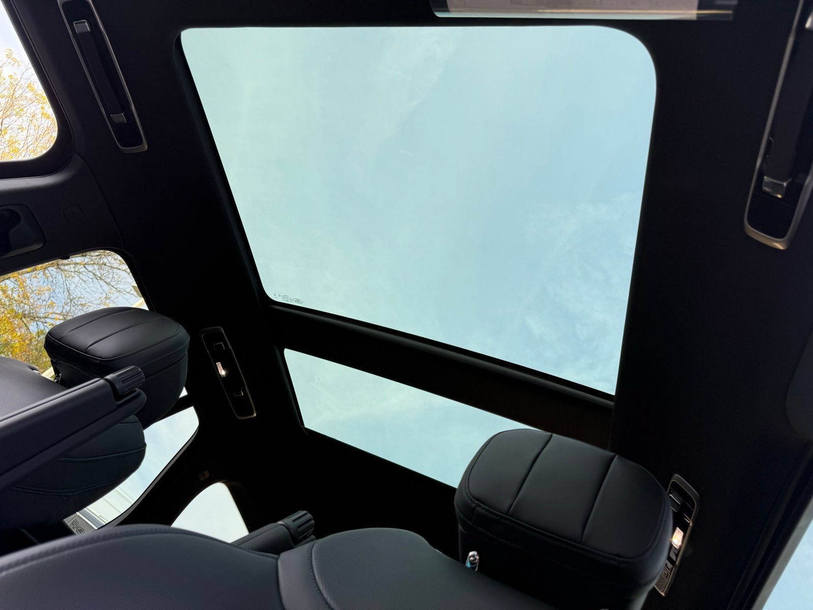 New 2026 Land Rover Range Rover SE AWD/4WD image 40