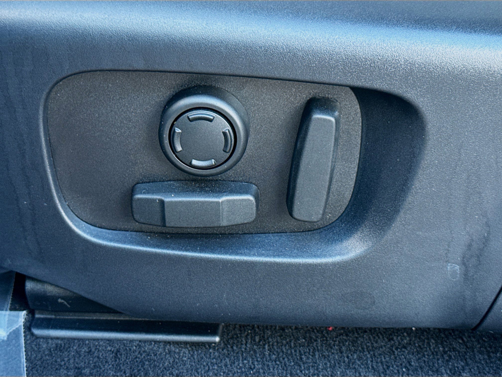 Used 2026 Land Rover Range Rover Evoque S image 21