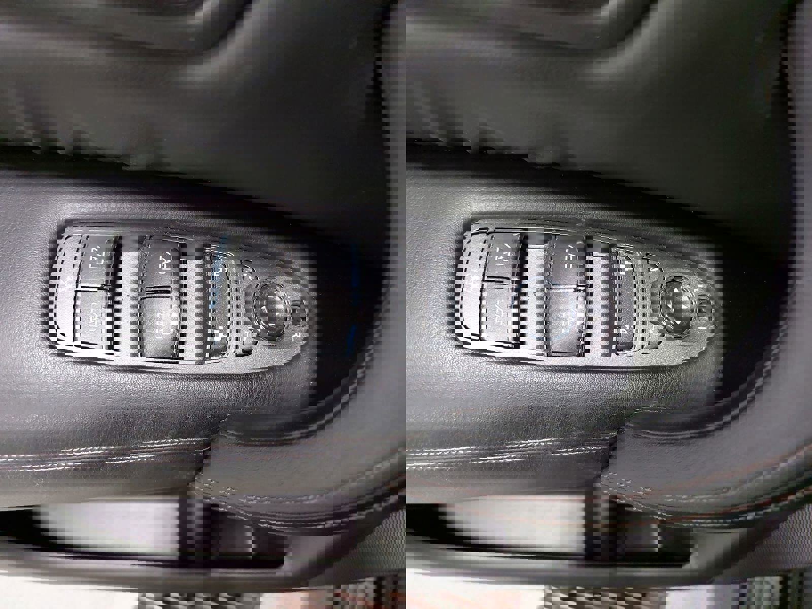 Used 2021 Nissan Armada Platinum w/ Captain's Chairs Package image 30