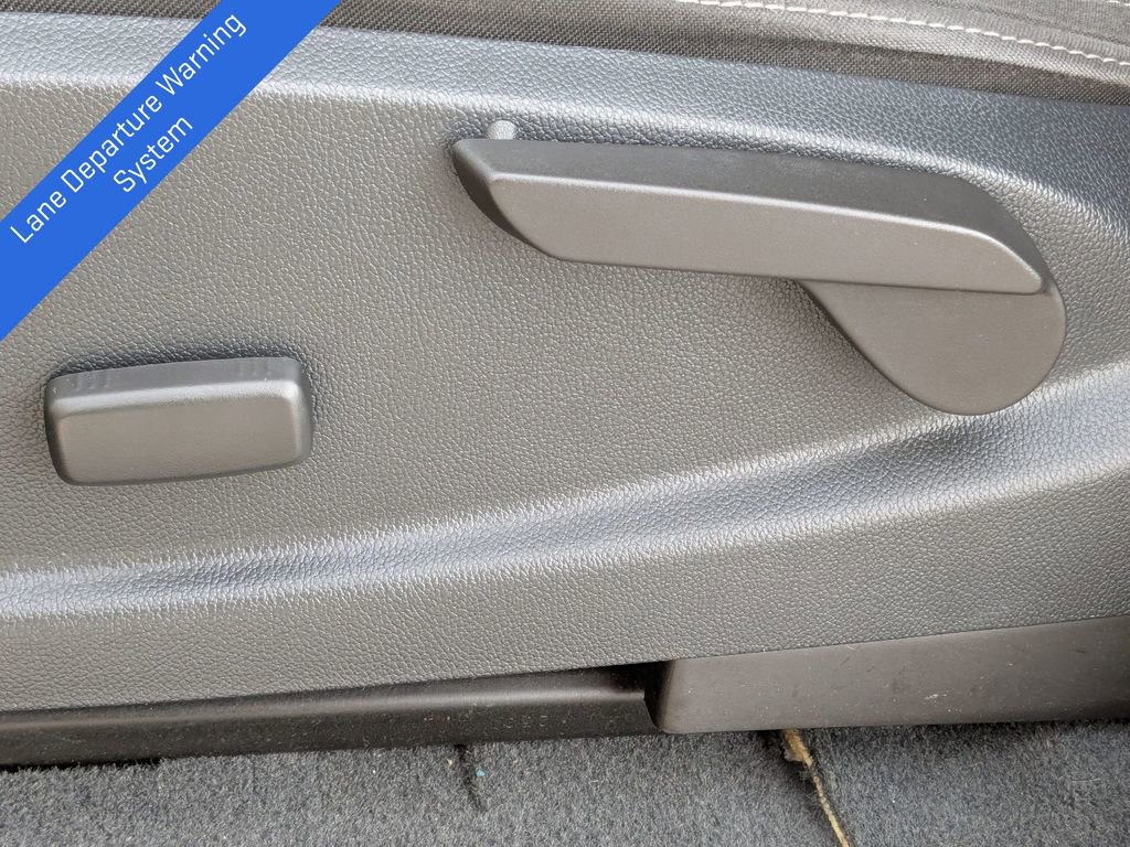 Certified 2021 GMC Canyon Elevation w/ Driver Alert Package image 16