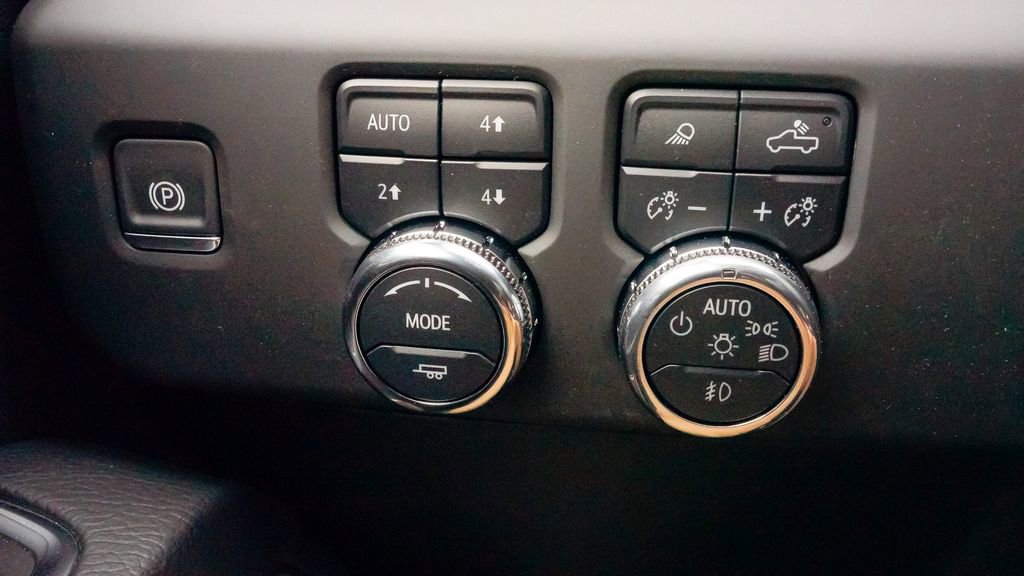 New 2025 GMC Sierra 2500 Denali w/ Denali Reserve Package image 26