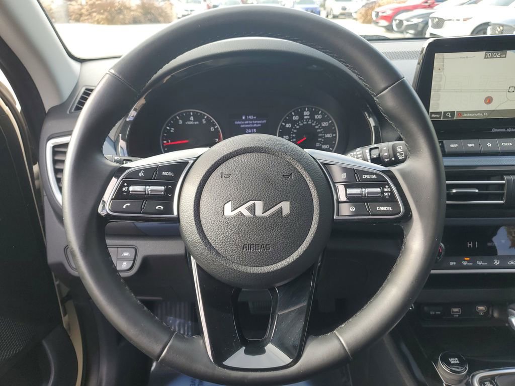 Used 2023 Kia Seltos S w/ Navigation Package image 24