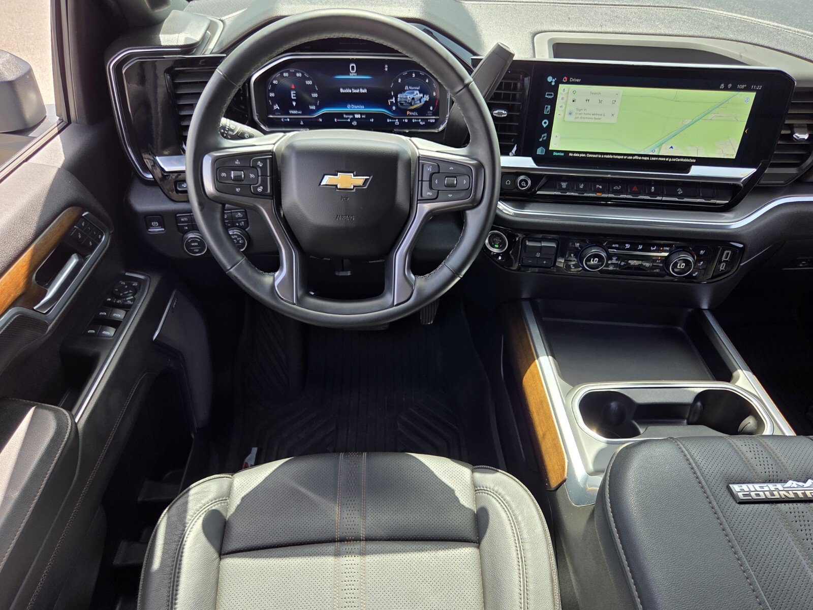 Used 2024 Chevrolet Silverado 2500 High Country w/ Technology Package AWD/4WD image 11