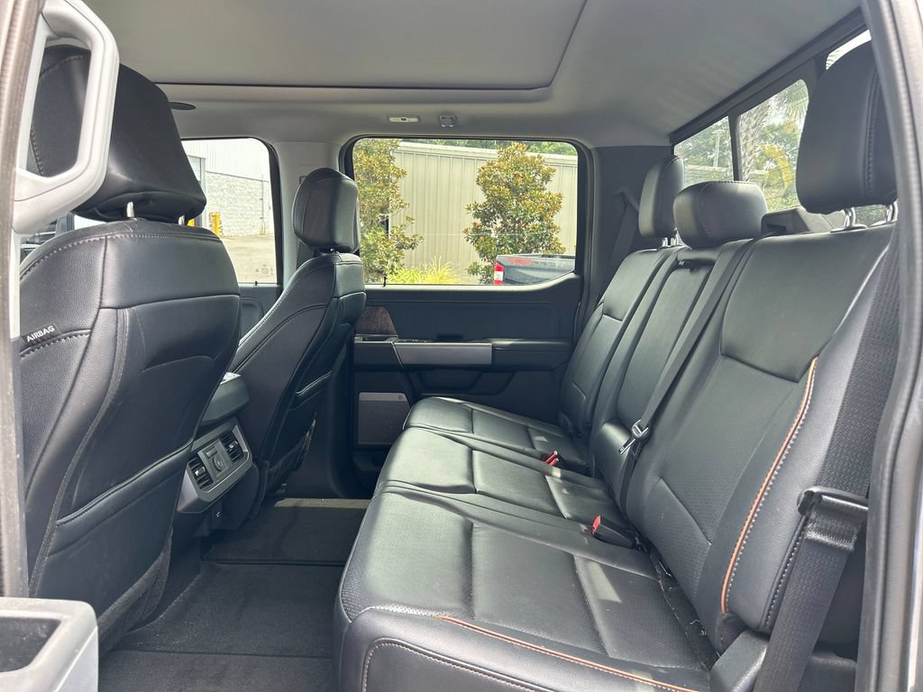 Used 2025 Ford F450 Lariat w/ Lariat Ultimate Package AWD/4WD image 14