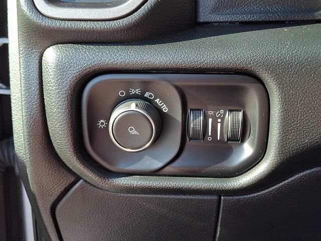 Used 2019 RAM 3500 Tradesman AWD/4WD image 27