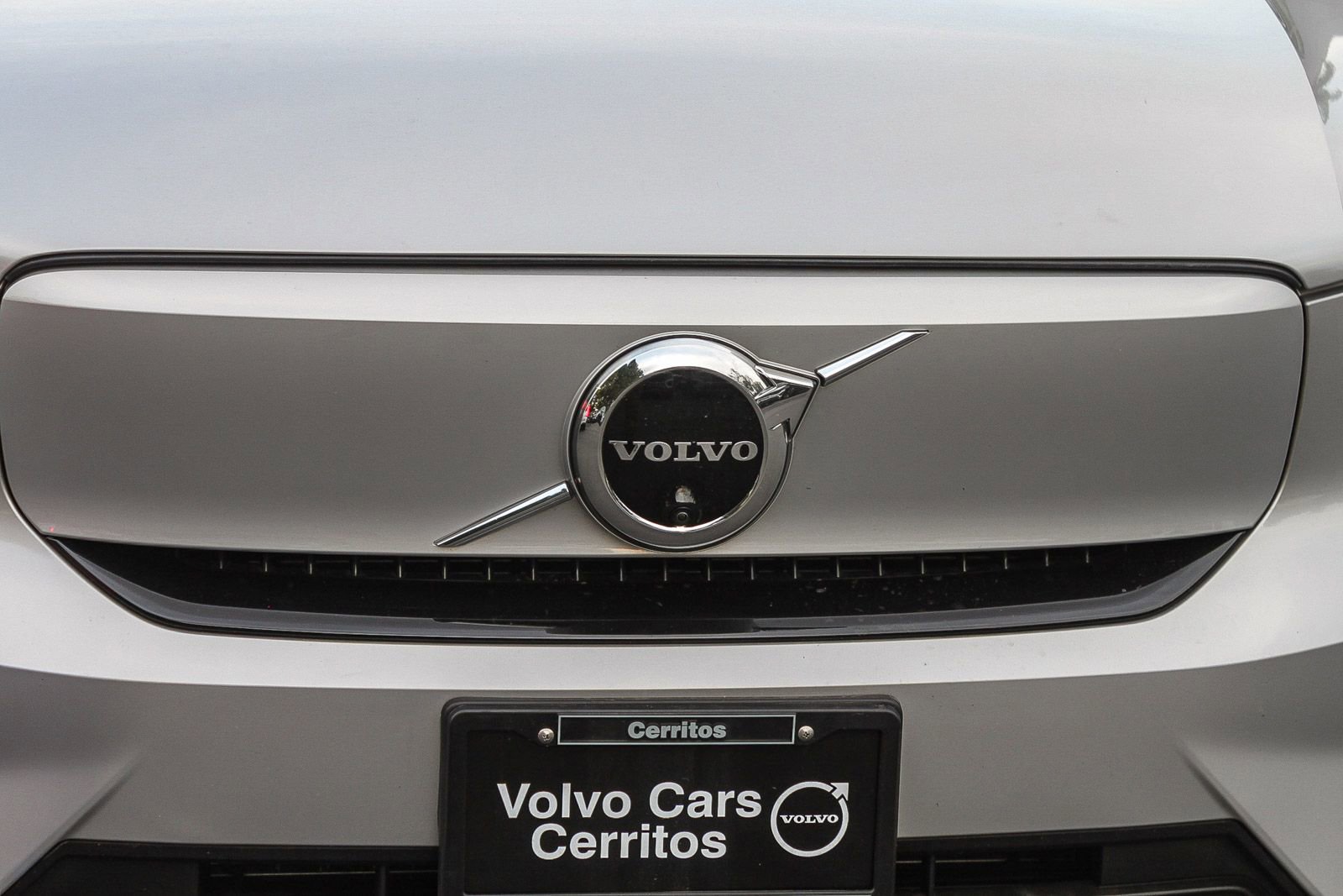 Used 2023 Volvo C40 P8 Recharge Plus AWD/4WD image 5