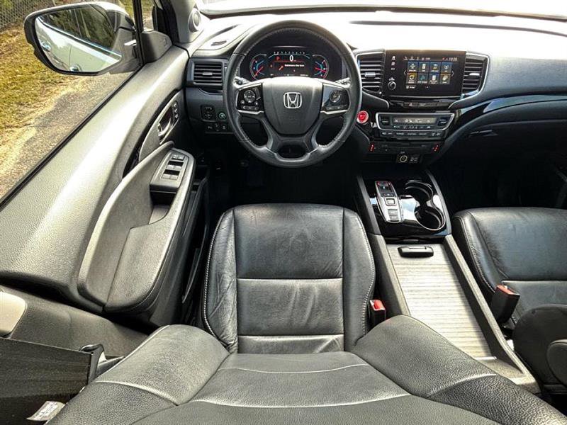 Used 2019 Honda Pilot Touring image 12