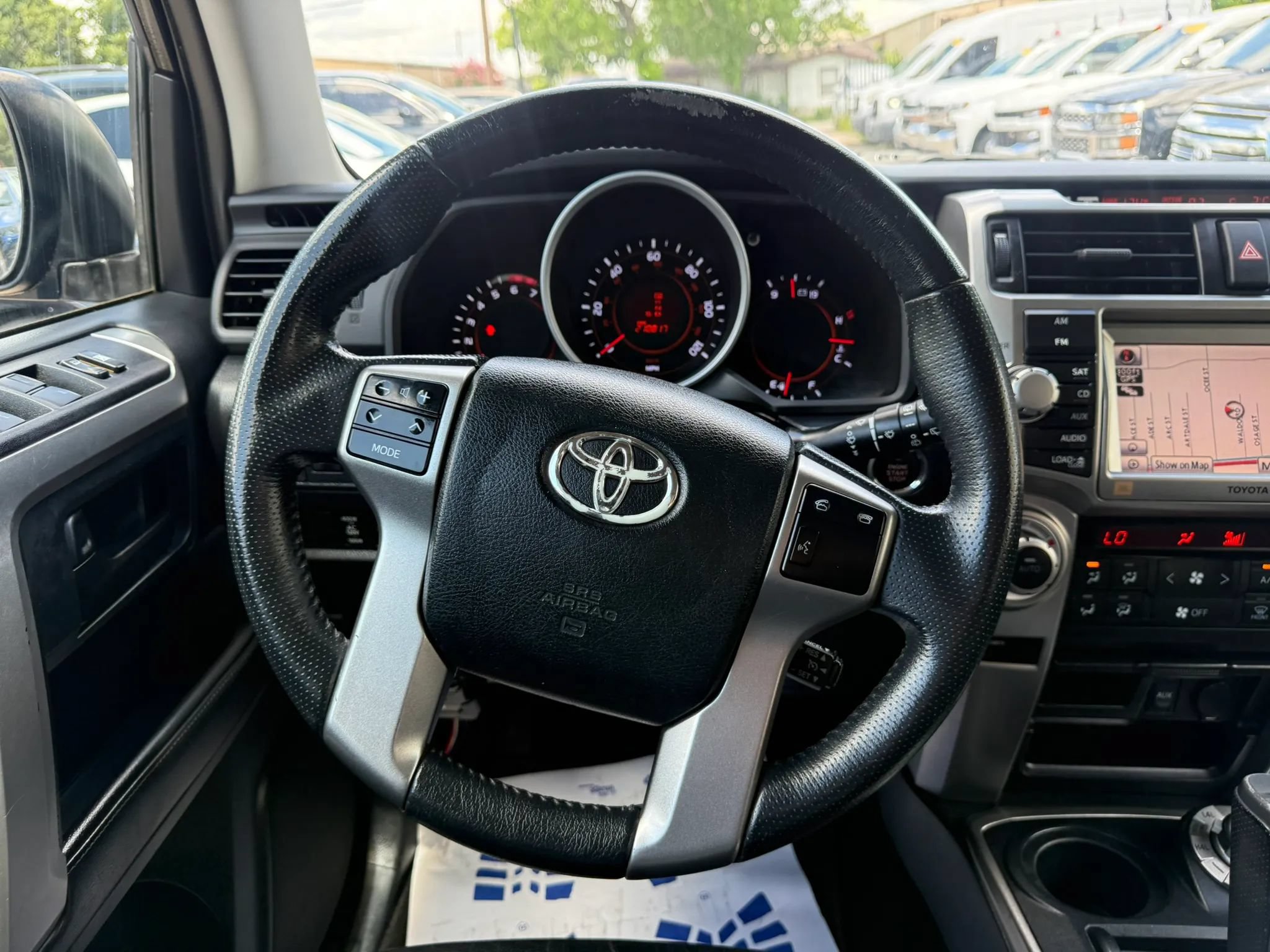 Used 2010 Toyota 4Runner Limited AWD/4WD image 12