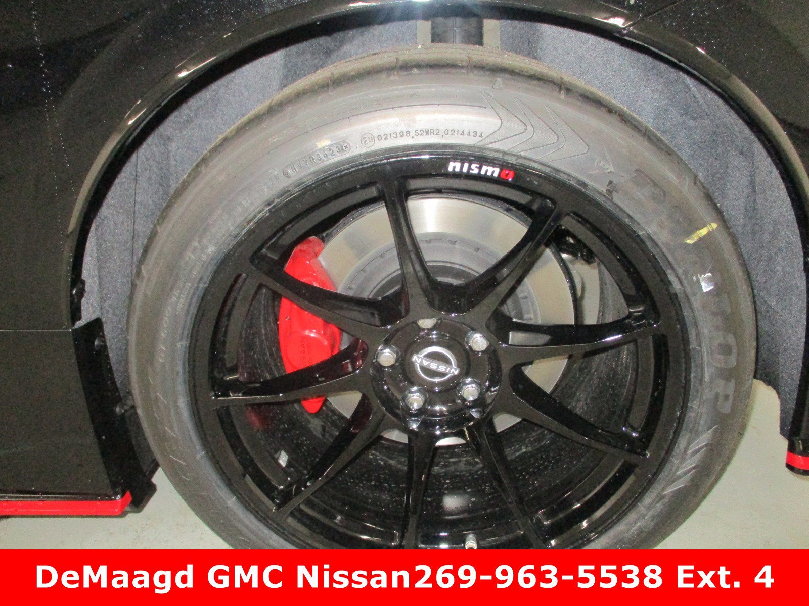 New 2024 Nissan Z NISMO w/ Floor Mat Package image 4