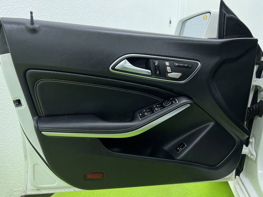 Used 2019 Mercedes-Benz CLA 250 image 15